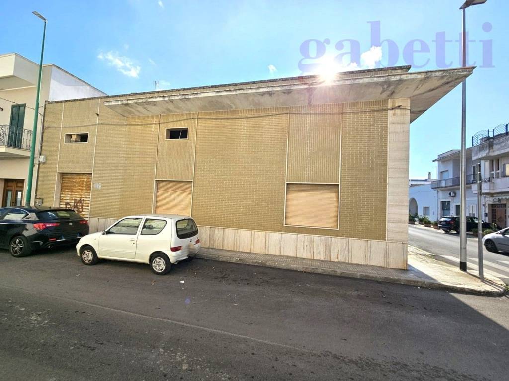 Casa indipendente a Copertino in Via Corsica ang. via Lucania, 162 - Foto 5