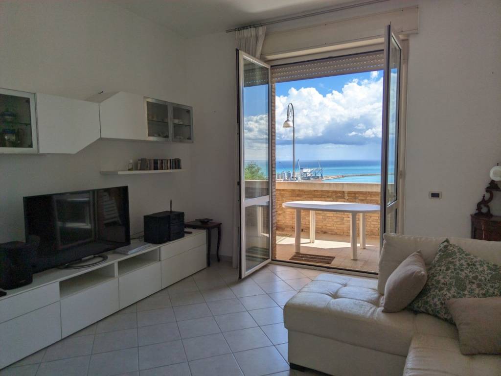 Appartamento a Ortona in Via G.B. De Lectis, 22 - Foto 3