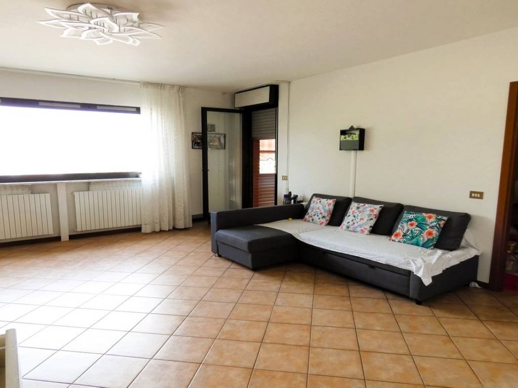 Appartamento a Parma in Via Francesco Saverio Nitti - Foto 2