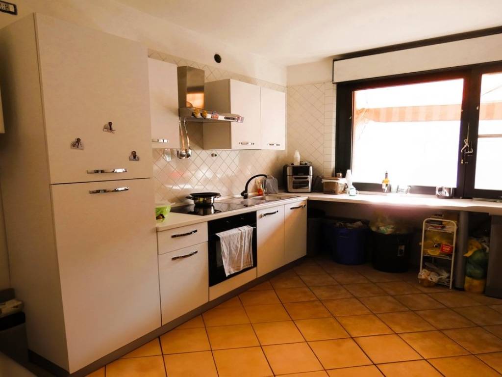 Appartamento a Parma in Via Francesco Saverio Nitti - Foto 3