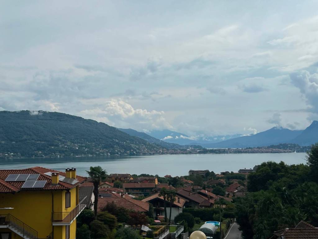 Appartamento a Baveno in Via Donne della Resistenza, 52 - Foto 4