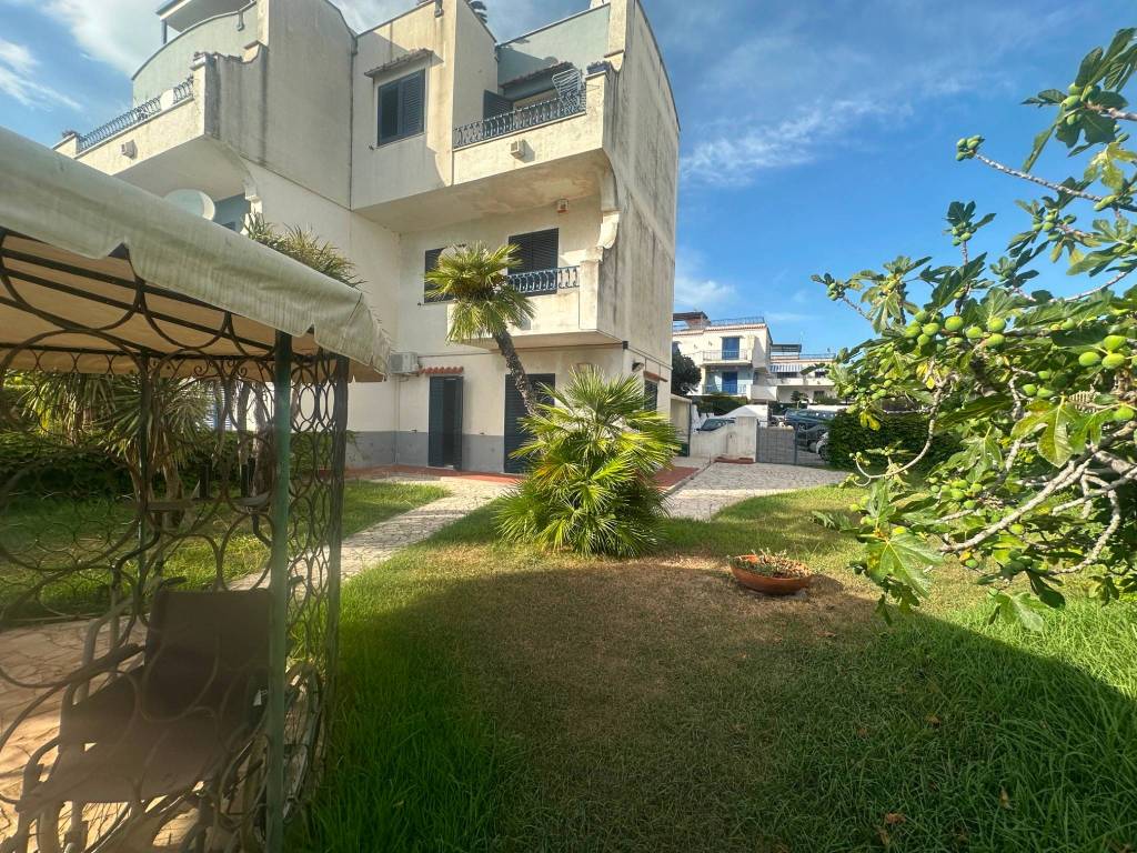 Villa a Formia in Lungomare Città di Ferrara, 1 - Foto 3