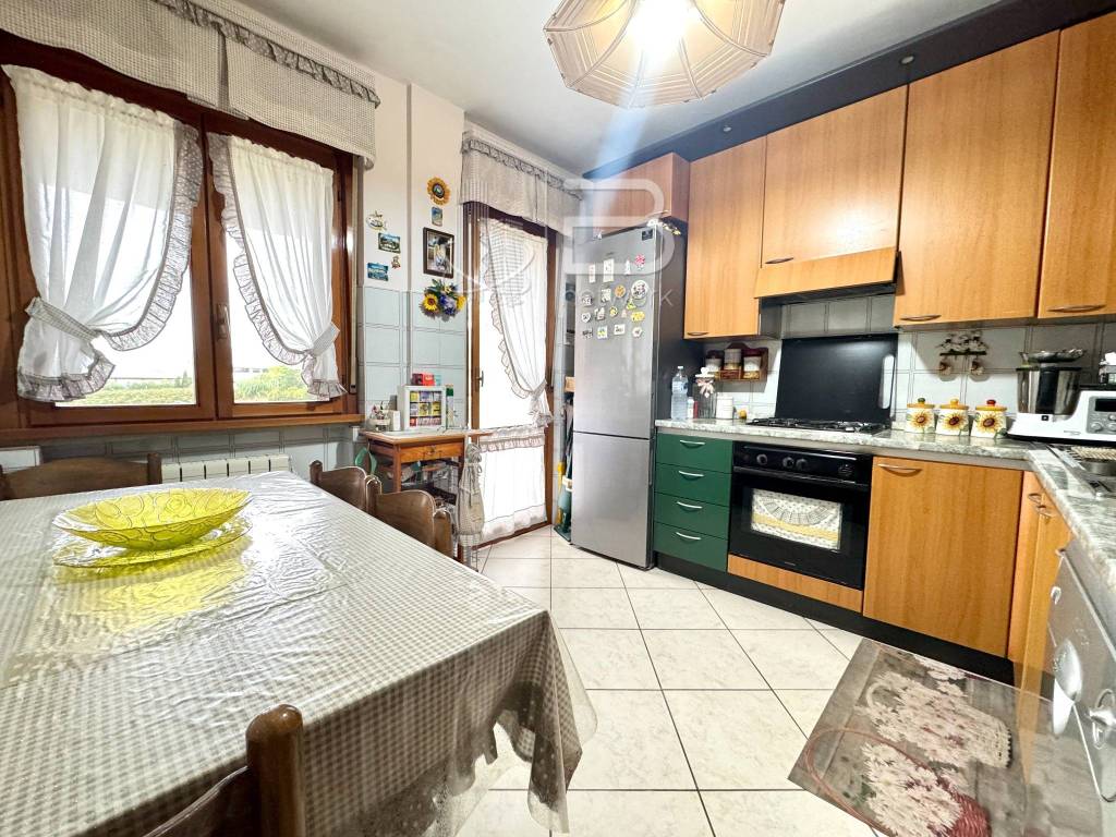 Appartamento a Monsummano terme in Via Cesare Battisti - Foto 2