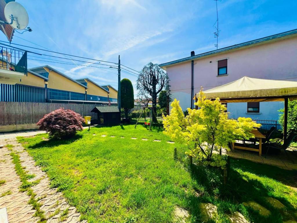 Appartamento a Cavaria con premezzo in Via Bertolotti, 205 - Foto 4