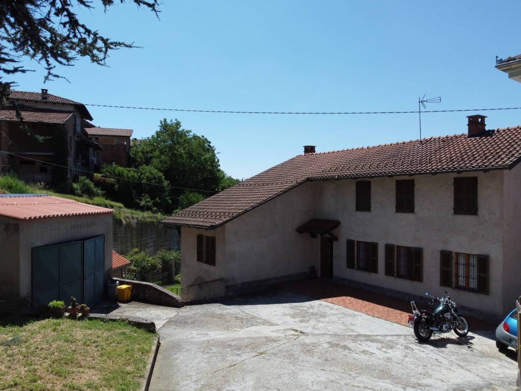 Villa a Montechiaro d'asti in Via Strada vecchia, 4 - Foto 3