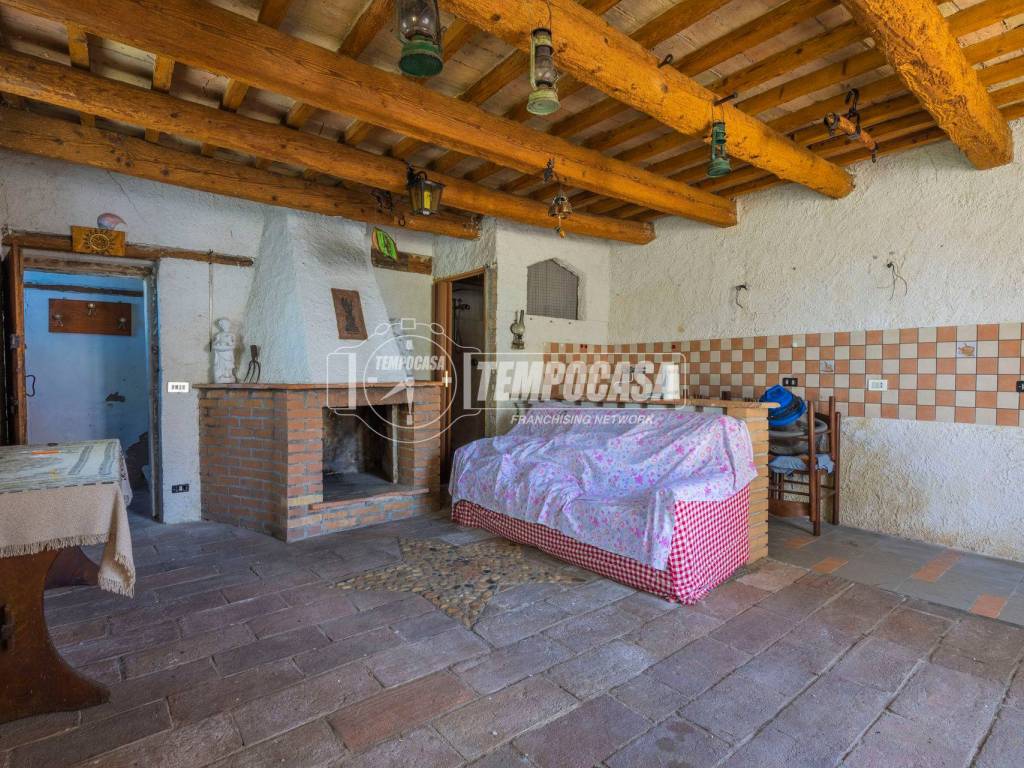 Palazzo / stabile a San costanzo in Via Stacciola Villa - Foto 2