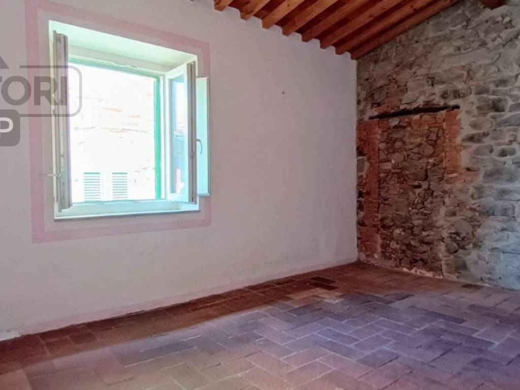 Casa indipendente a Pescia in Via Lunga Est - Foto 4