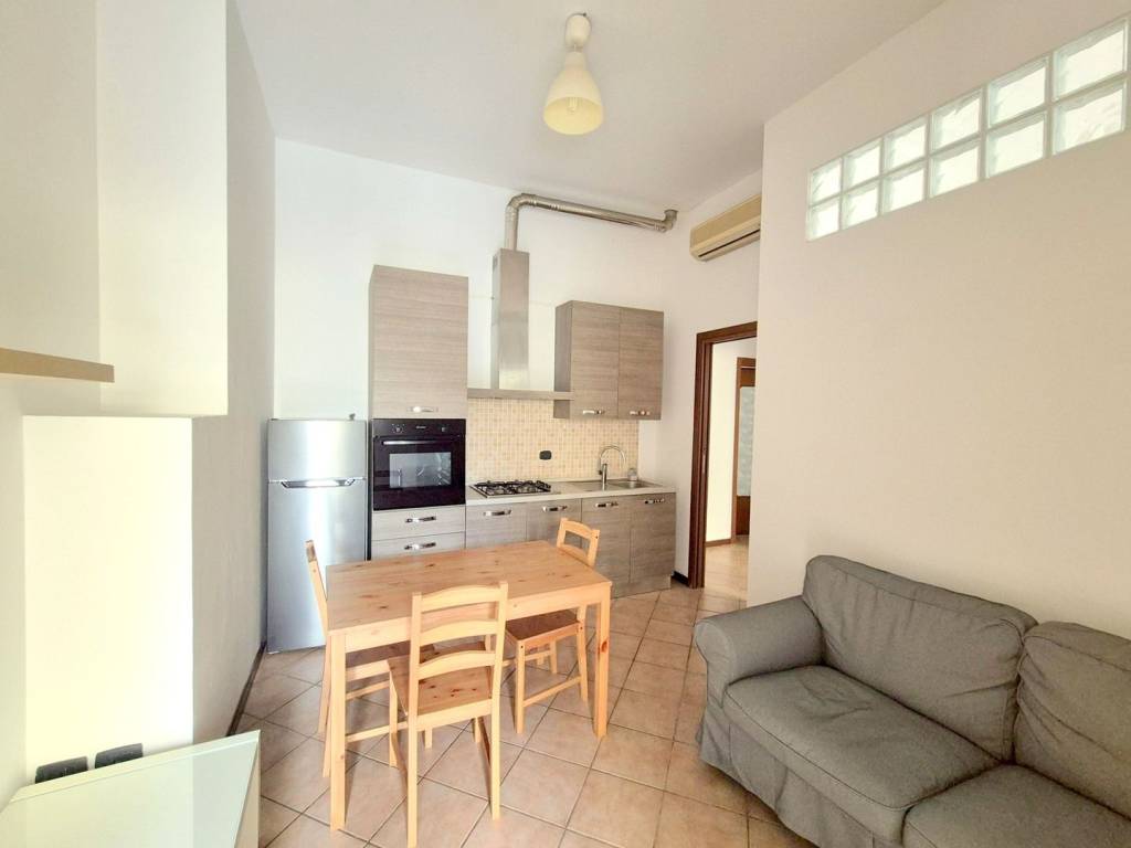 Appartamento a Verona in Via Pietro Cossali, 13 - Foto 2