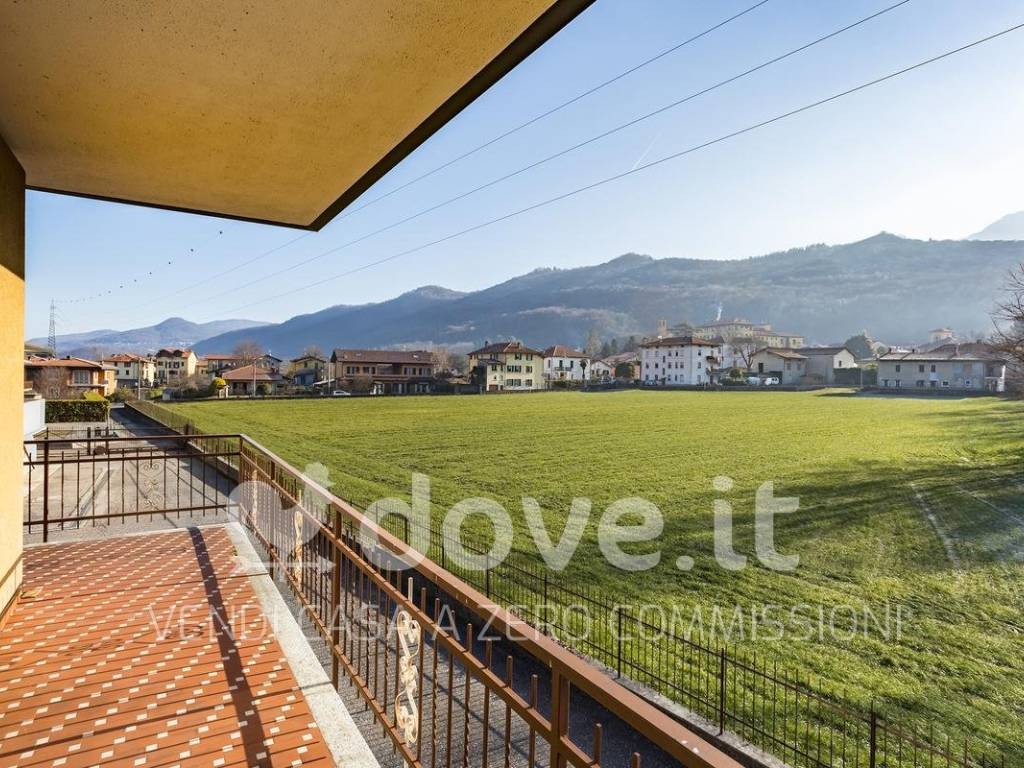 Villa a Cuvio in via Cantone, 1 - Foto 2