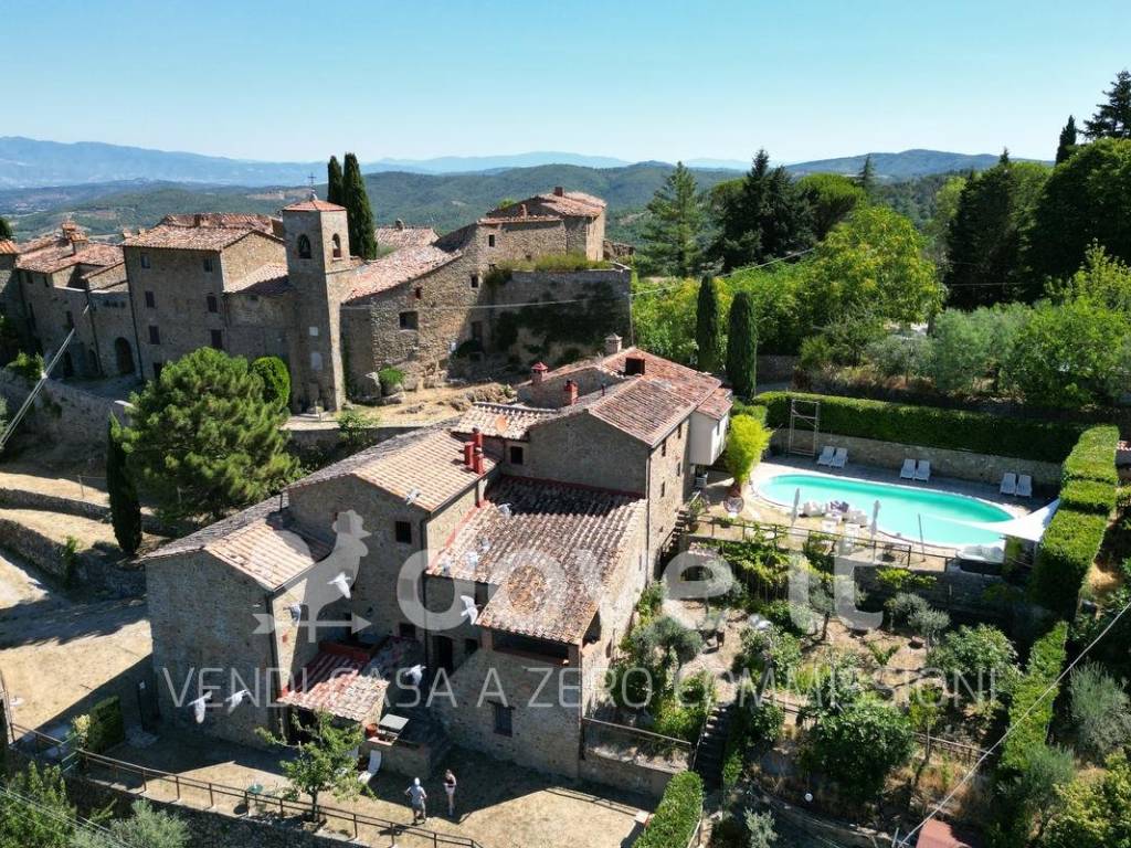 Appartamento a Castelnuovo berardenga in strada di Val di Sambra - Foto 2