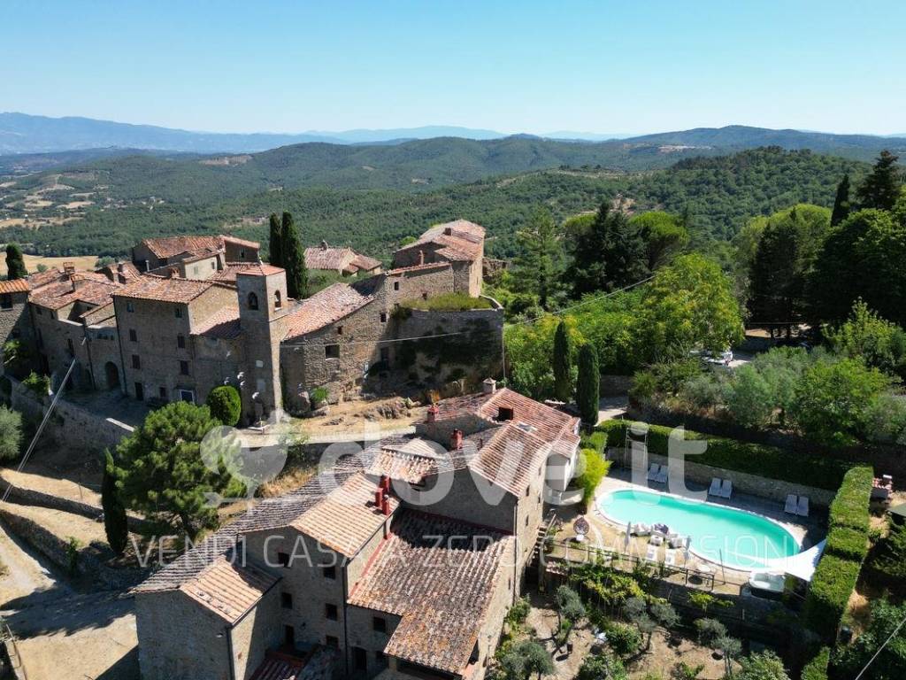 Appartamento a Castelnuovo berardenga in strada di Val di Sambra - Foto 2