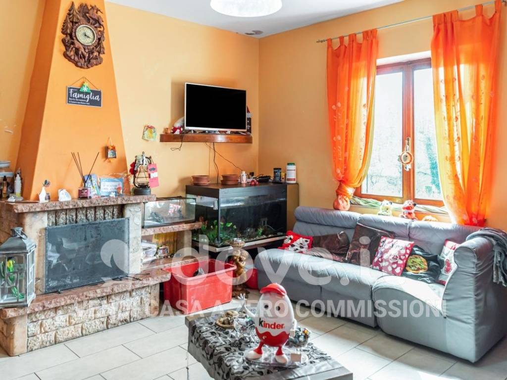 Villa a Chianciano terme in Strada delle Cavine e Valli, 40 - Foto 2