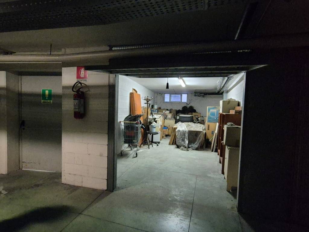 Box / garage a Modena in Via Carlo Cattaneo - Foto 2