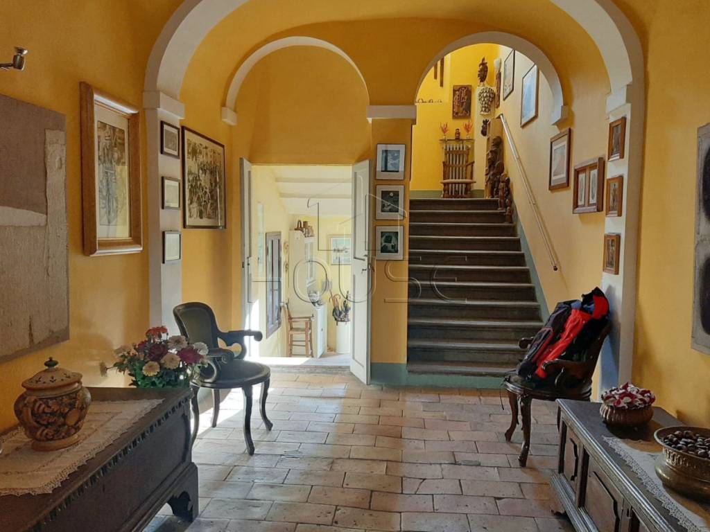 Rustico / casale a Umbertide in Via Giuseppe Garibaldi - Foto 2