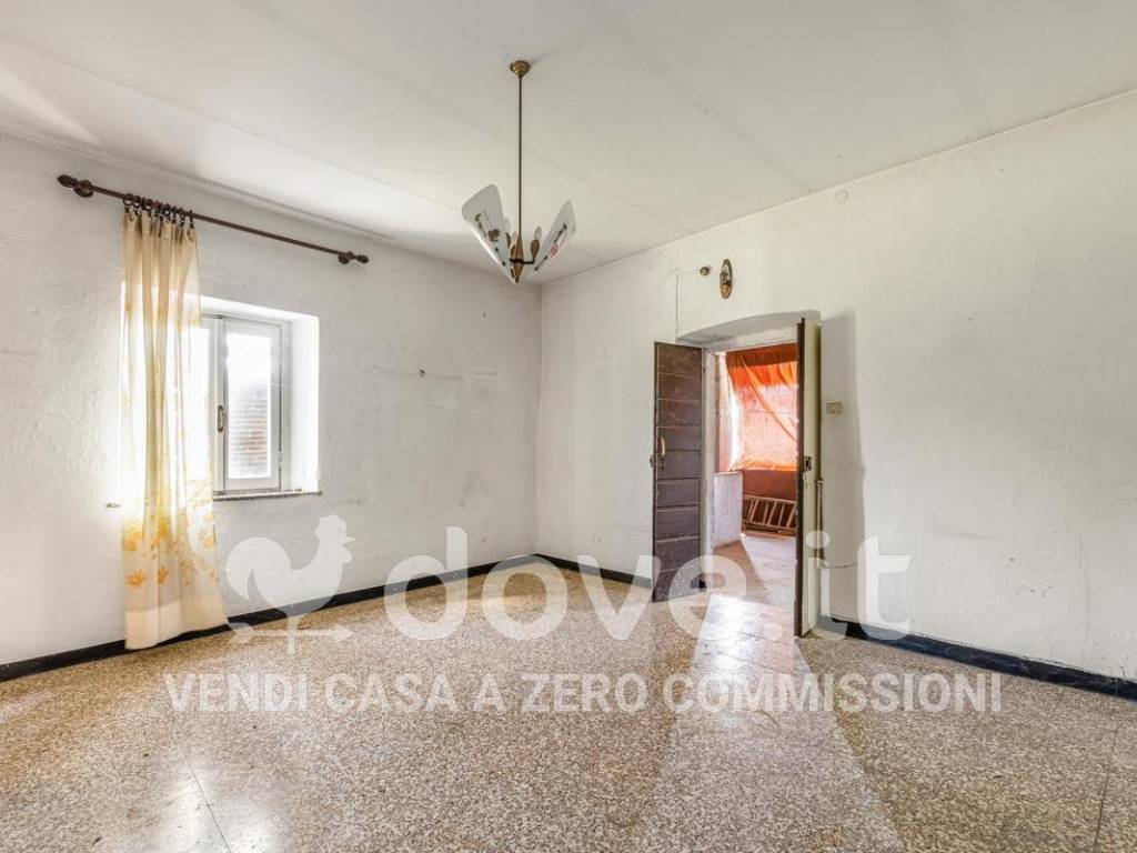 Villa a Angera in Via Campaccio, 14 - Foto 2