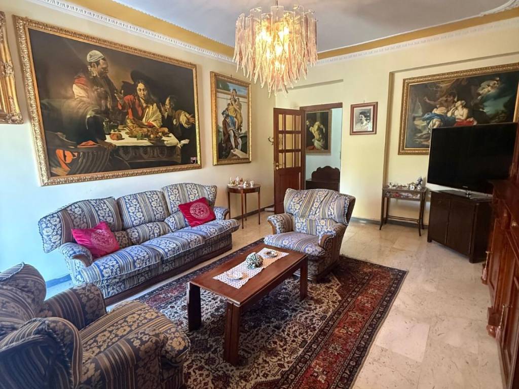 Appartamento a Crotone in Via Firenze - Foto 5