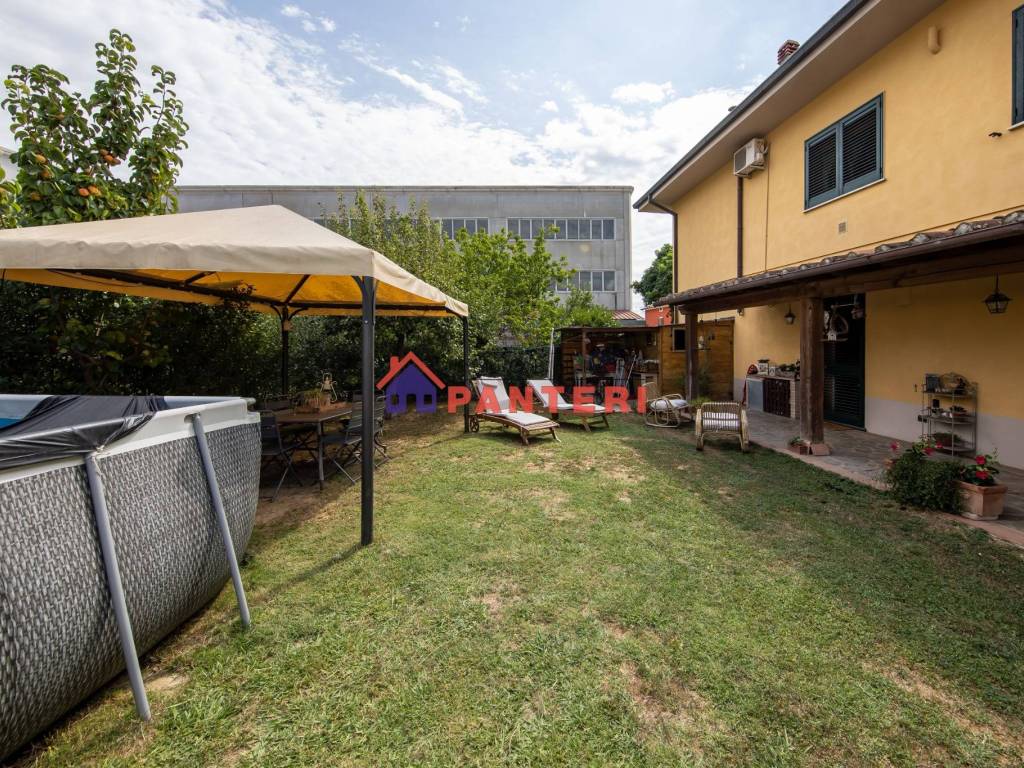 Appartamento a Pescia in Via Rocconi, 15 - Foto 3