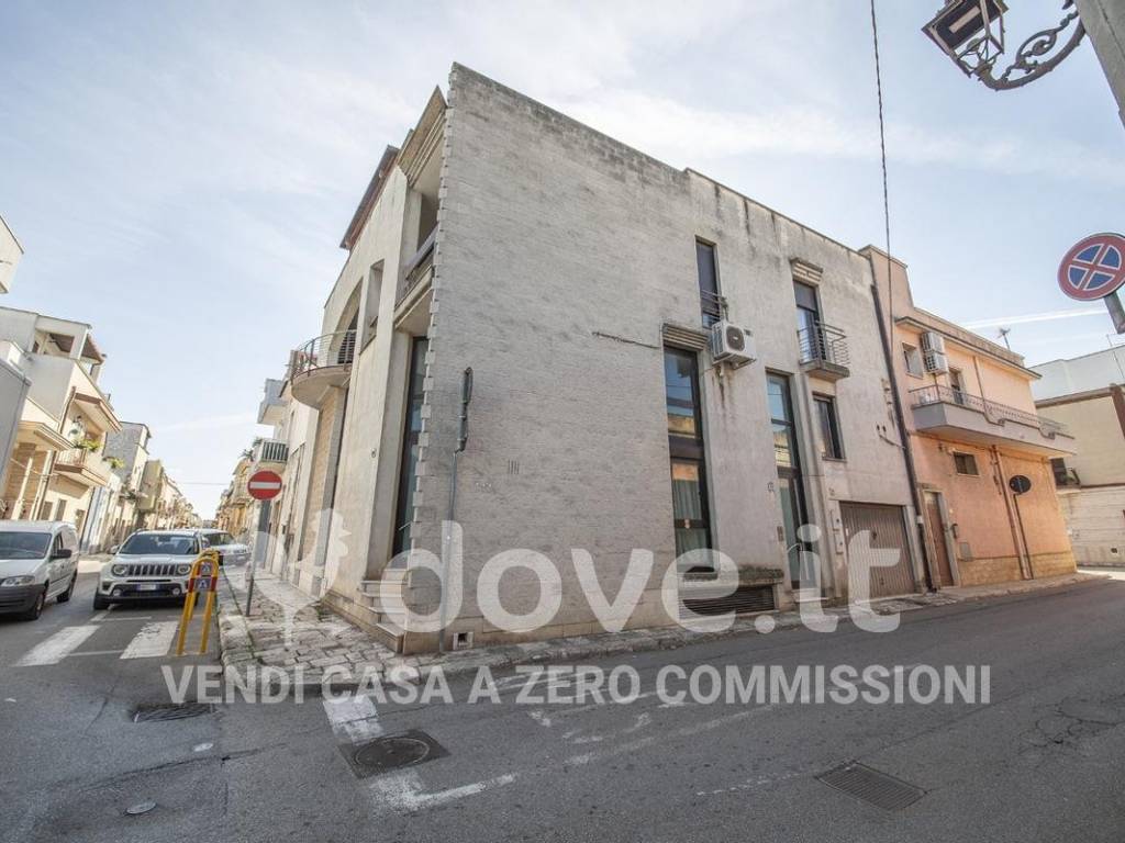 Appartamento a Latiano in Via Giuseppe Garibaldi, 159 - Foto 2