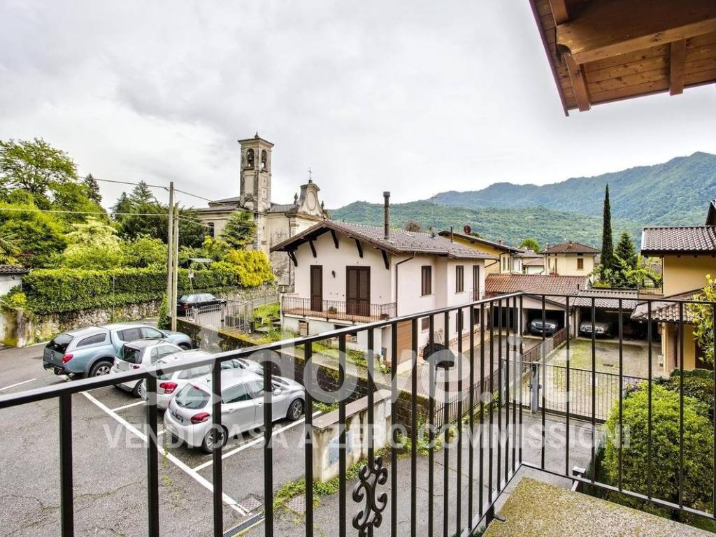 Villa a Cuveglio in Via Vidoletti, 49 - Foto 4