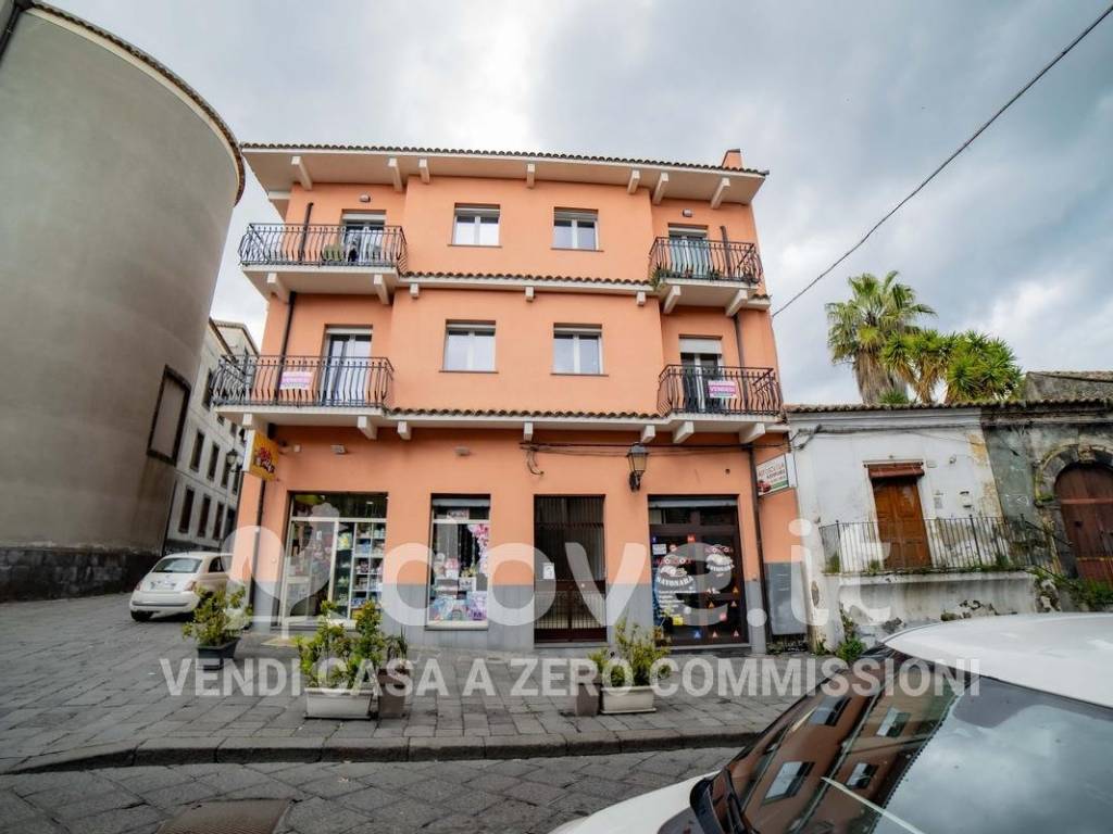 Appartamento a Pedara in Corso Ara di Giove, 48 - Foto 2