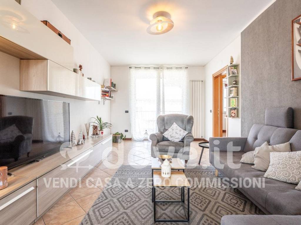 Appartamento a Mozzate in Via Don Osvaldo Bellomi, 20 - Foto 5