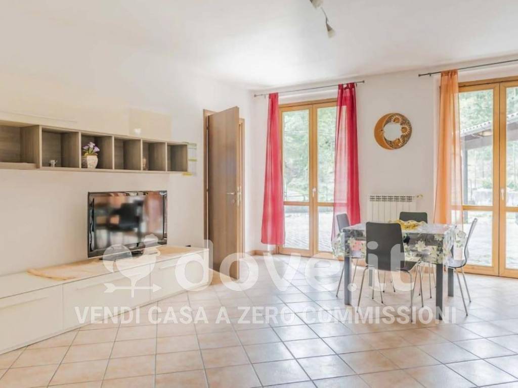 Appartamento a Mesenzana in Via Ramelli, 13 - Foto 2