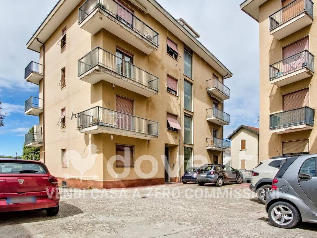 Appartamento a Induno olona in Via Bruno Jamoretti, 196 - Foto 2