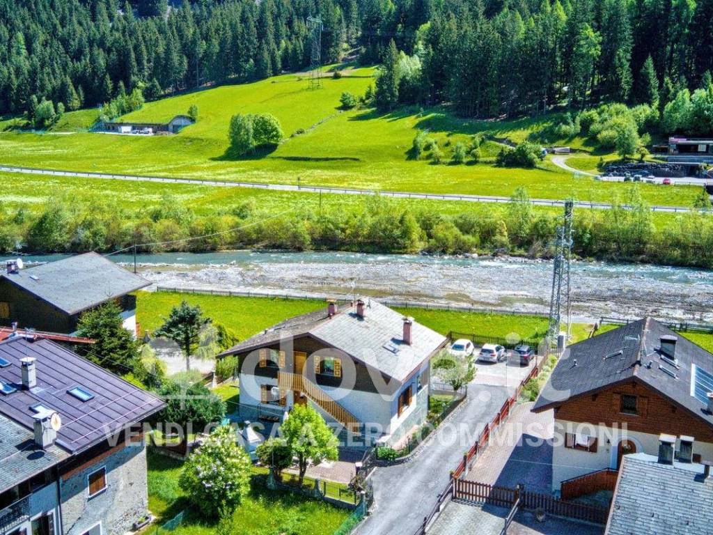 Villa a Valdisotto in Via Breno, 3 - Foto 2