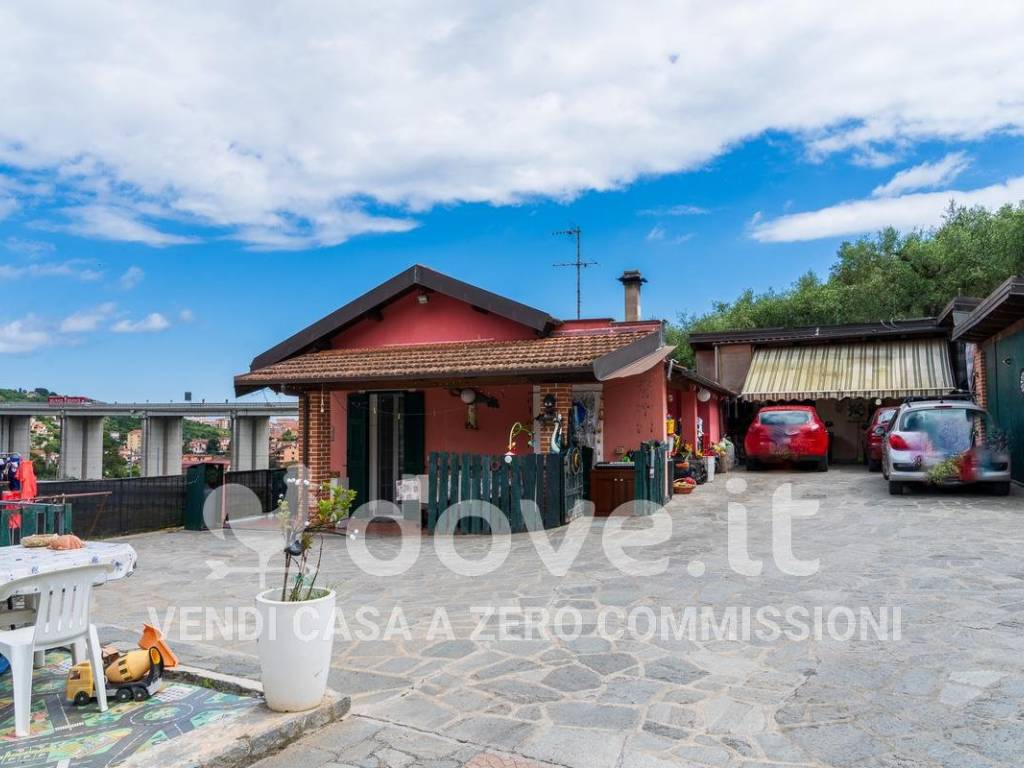 Villa a Imperia in Strada dei Terzieri, 16 - Foto 2