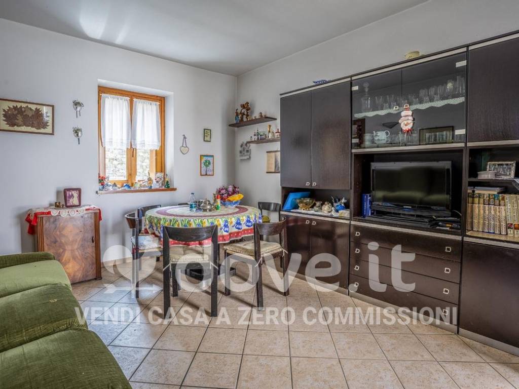 Casa indipendente a Cuveglio in Via Castello, 6 - Foto 3