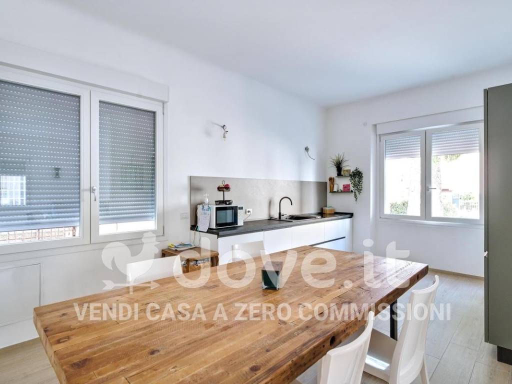 Villa a Arosio in Via degli Alpini, 11 - Foto 4