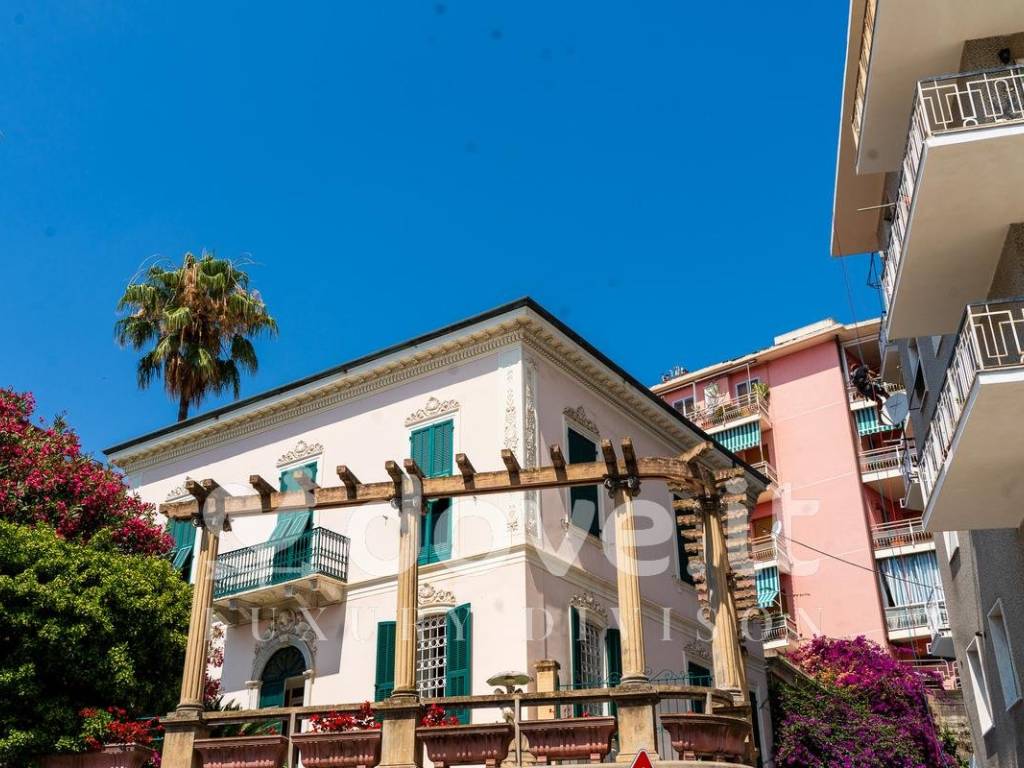 Villa a Imperia in Viale Giacomo Matteotti, 97 - Foto 2