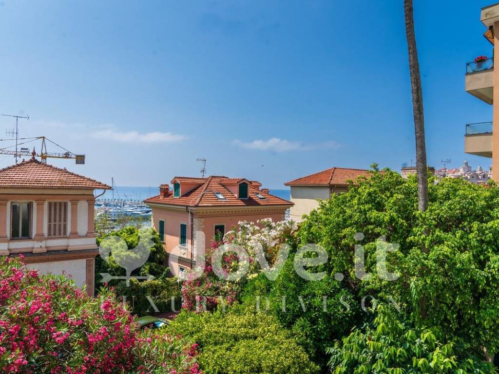 Villa a Imperia in Viale Giacomo Matteotti, 97 - Foto 3