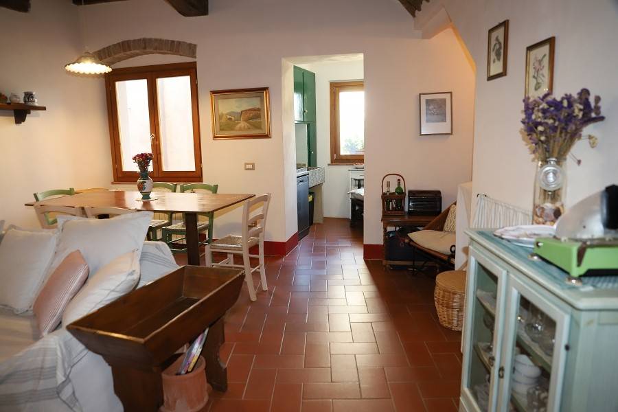 Casa indipendente a Castagneto carducci in Via Indipendenza - Foto 2