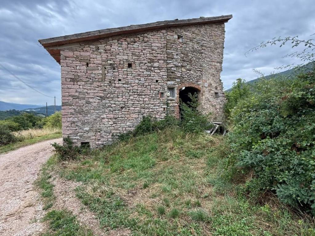 Rustico / casale a Assisi in Frazione Armenzano - Foto 4