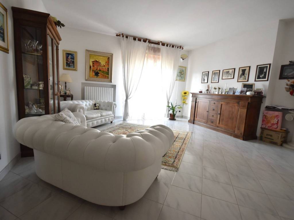 Appartamento a Chiaravalle in Via Ancona - Foto 2