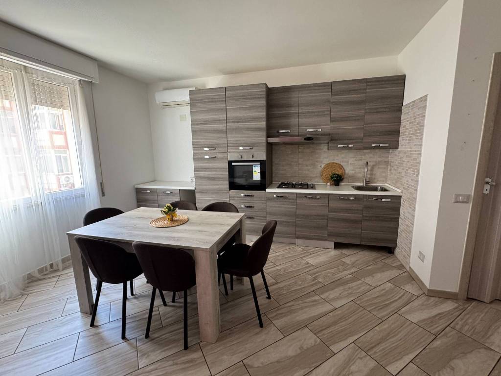 Appartamento a Cagliari in Via Giovanni Canalis, 9 - Foto 3