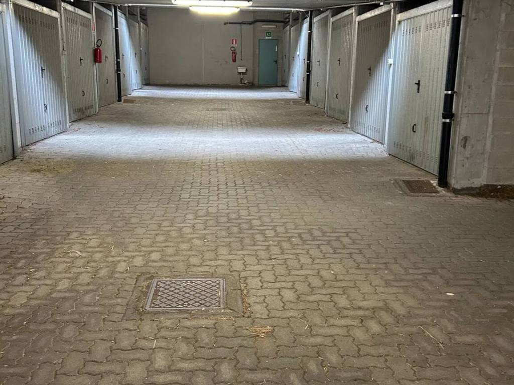 Box / garage a Asti in Via Milliavacca - Foto 4