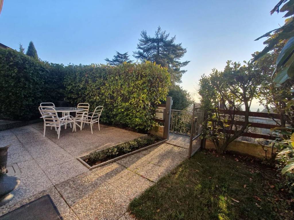 Villa a Brunate in Via Alle Vigne - Foto 2