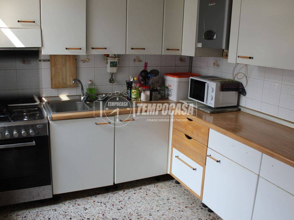 Appartamento a Jesi in Via Pericle Mazzoleni 13 - Foto 3