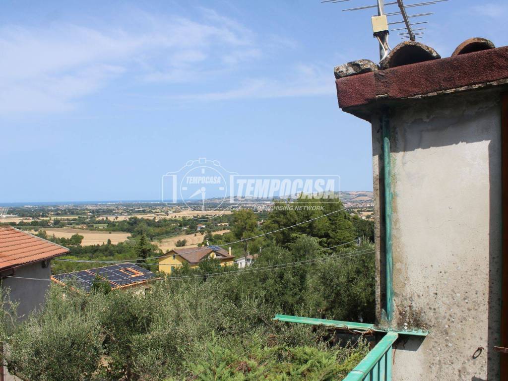 Appartamento a Monte san vito in Via Cristoforo Moriconi 29 - Foto 4