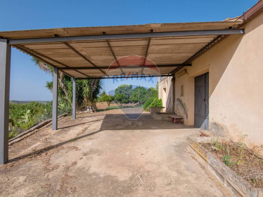 Casa indipendente a Caltagirone in via gelone, 101 - Foto 2