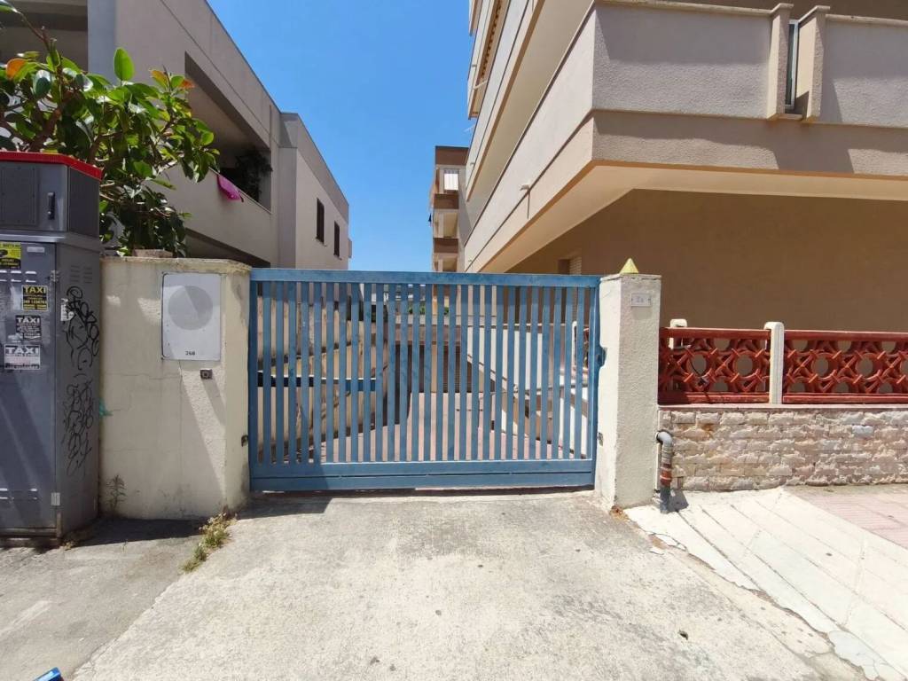 Box / garage a Gallipoli in Via Vittorio Alfieri, 2 A - Foto 2