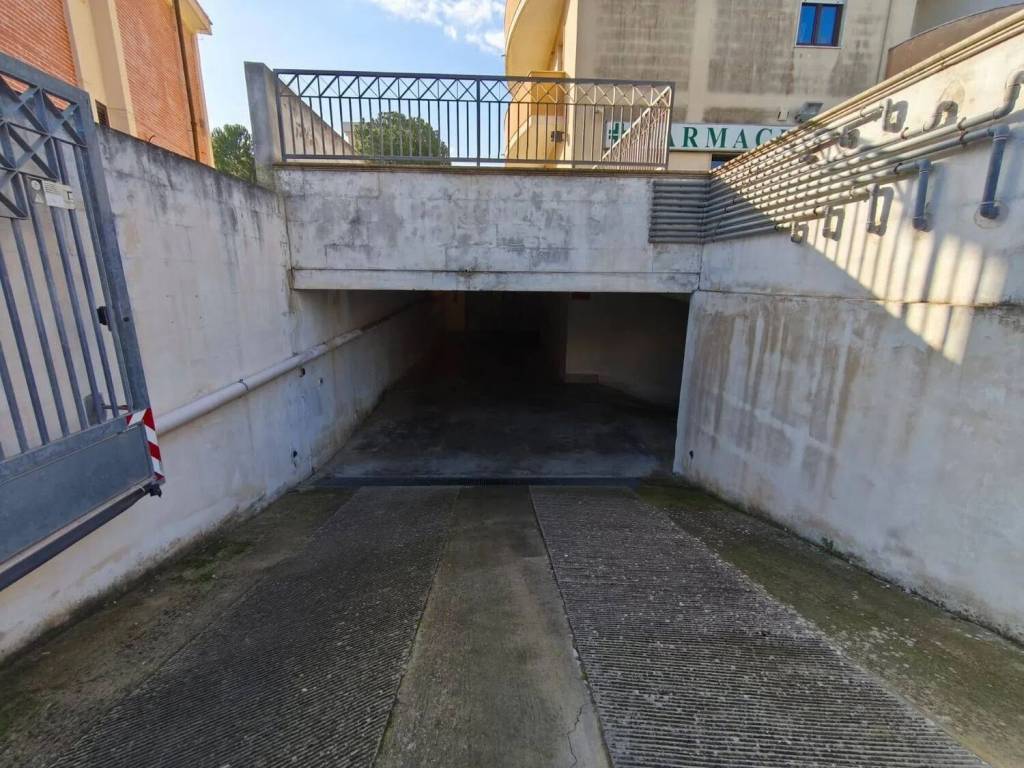 Box / garage a Gallipoli in Viale Europa, 14 - Foto 3