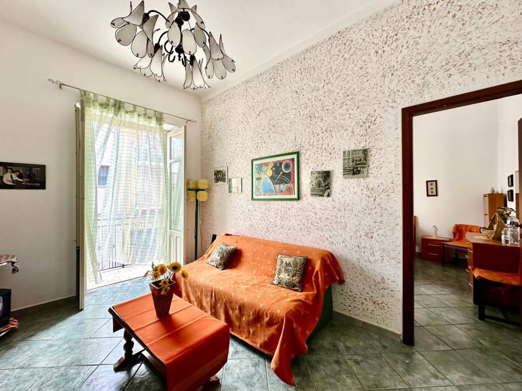 Casa indipendente a Terrasini in Via Libertà - Foto 4