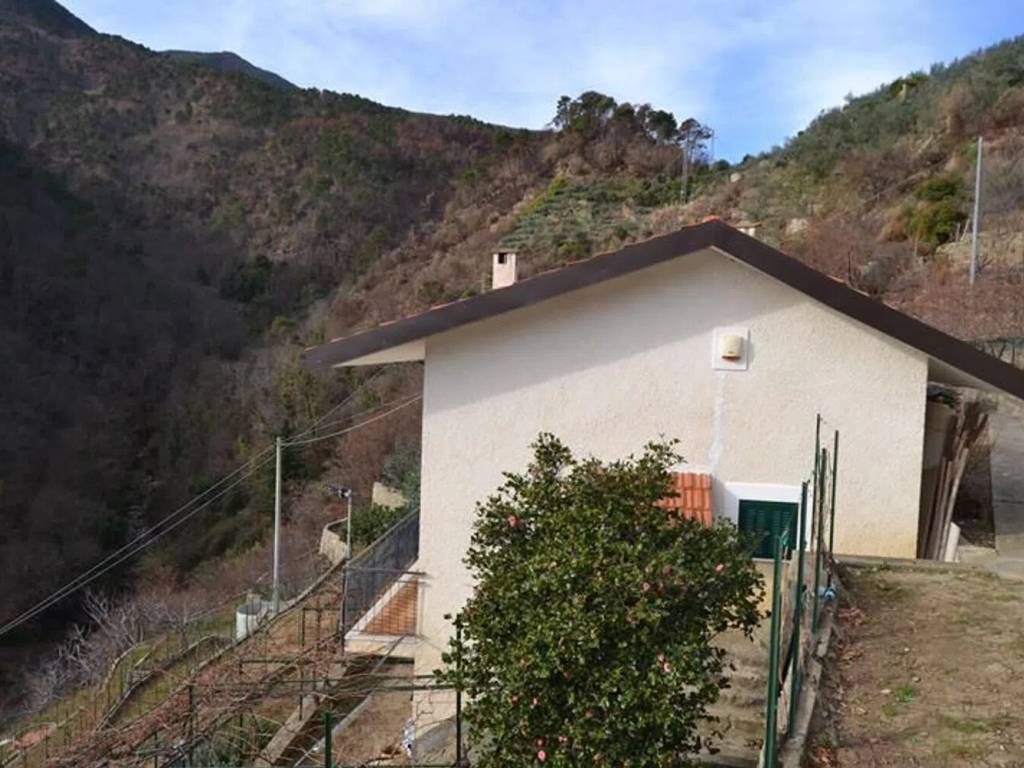 Villa a Ceriana in Via Mora S.N.C. - Foto 2