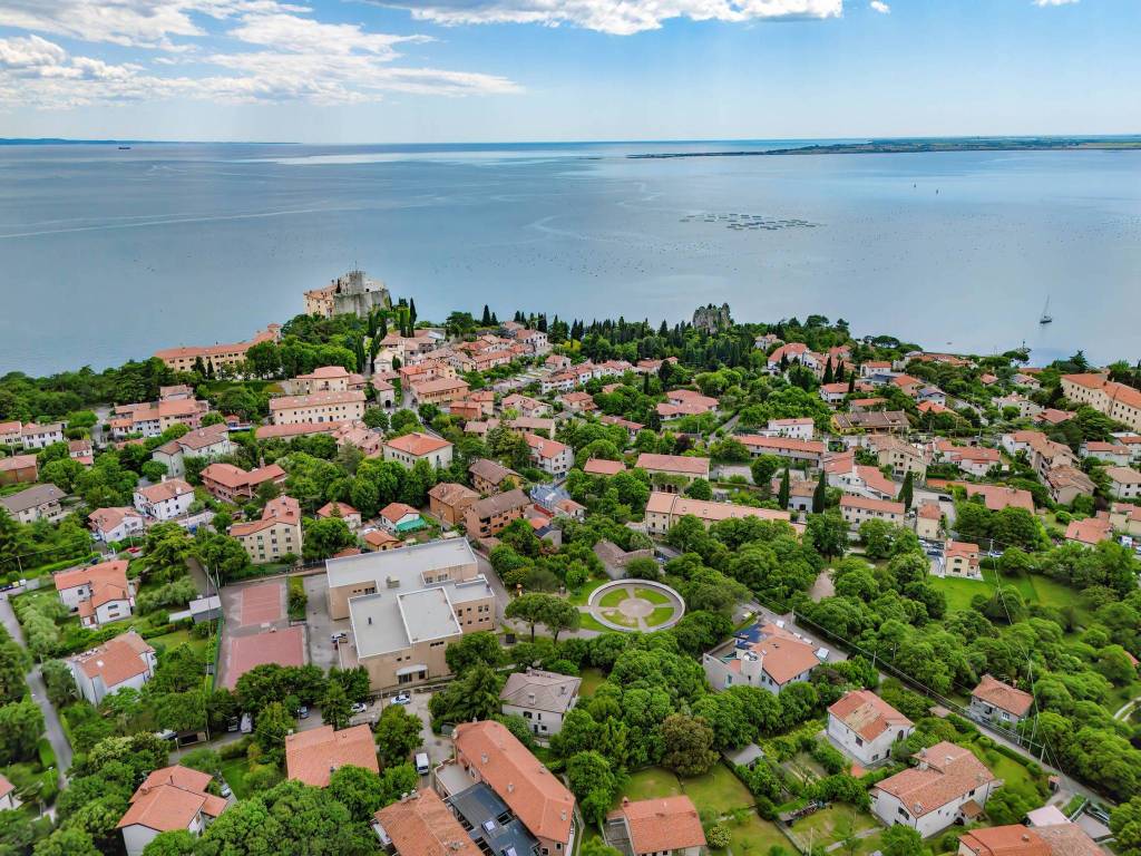Villa a Duino-aurisina in Frazione Duino, 77 - Foto 2