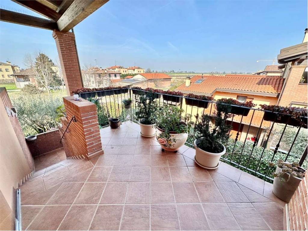 Casa indipendente a Castel guelfo di bologna in La Casa Ideale per la Tua Famiglia a Castel Guelfo - Foto 3