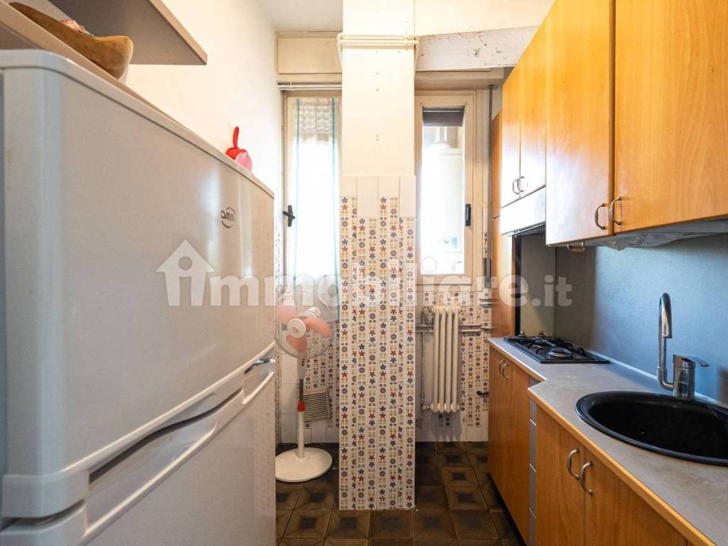 Appartamento a Carugo in Via Enrico Toti - Foto 4