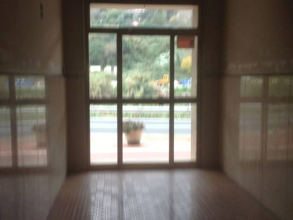 Appartamento a Serra riccò in Via Antoniomedicina - Foto 5